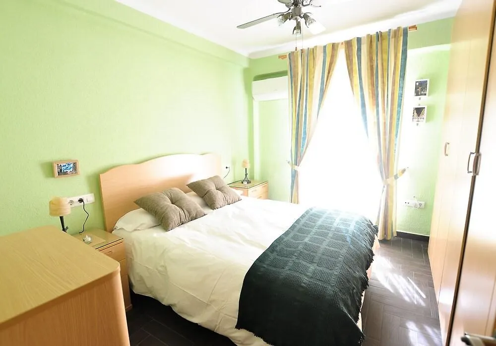 Holidays2Malaga Hermosilla 3 Dormitorios & Parking Wifi Fibra 600 Mg 0*, Malaga Spain